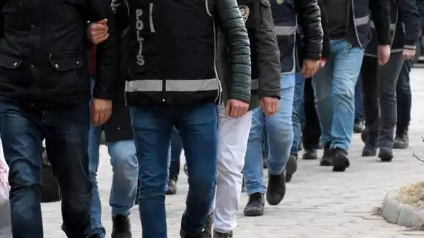 Adana’da kaçakçılık operasyonunda 37 şüpheli yakalandı