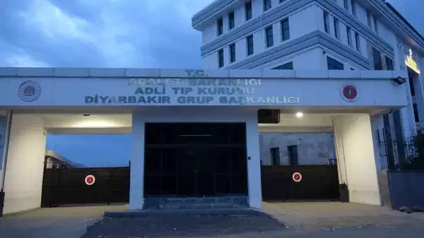 Aileler arasında silahlı kavga: 1 ölü, 3 yaralı
