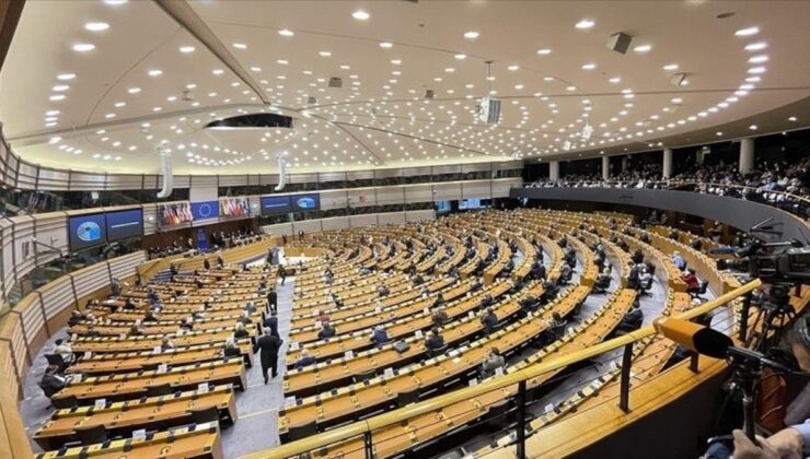 Avrupa Parlamentosu üyeleri haritada İran’ın yerini gösteremedi