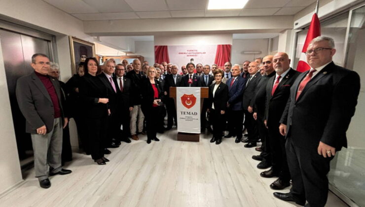 Büyük Astsubay Yürüyüşü ve Hak Arama Mücadelesi Mitingi ertelendi