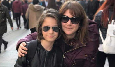 Çorlu Tren faciasında oğlunu kaybeden anne Mısra Öz ‘kamu görevlisine hakaret’ davasında beraat etti