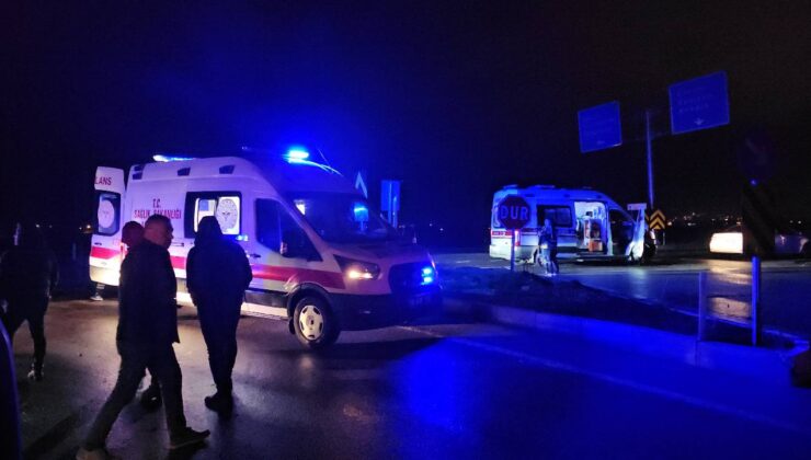 Çorum’da polis aracı ile otomobil çarpıştı: Yaralılar var!