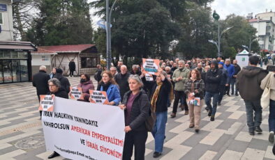 Hopa’da ABD ve İsrail protestosu: Kürecik Radar Üssü topraklarımızdan sökülüp atılmalı