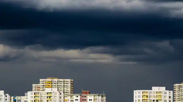 İran’da ‘kara yağmur’ ve deprem riski… Türkiye’ye ulaşır mı?