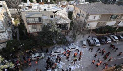 İran’dan İsrail’e füze misillemesi: Tel Aviv’de sirenler çaldı