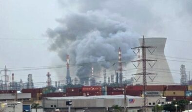 İsrail’in Hayfa petrol tesisinde patlama: Siyah dumanlar yükseldi
