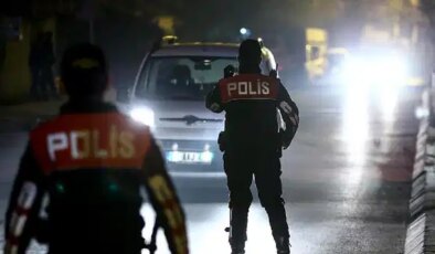 İstanbul’da polisten Bağdat Caddesi’nde denetim: 606 bin 210 TL cezai işlem uygulandı