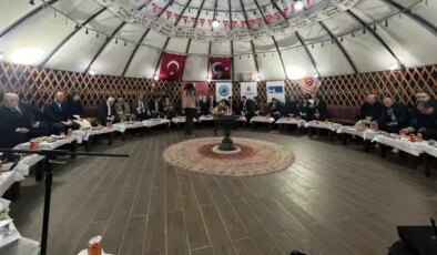 İstanbul’da Türk Dünyası Kültür Mahallesi’nde iftar programı