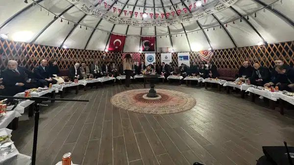 İstanbul’da Türk Dünyası Kültür Mahallesi’nde iftar programı