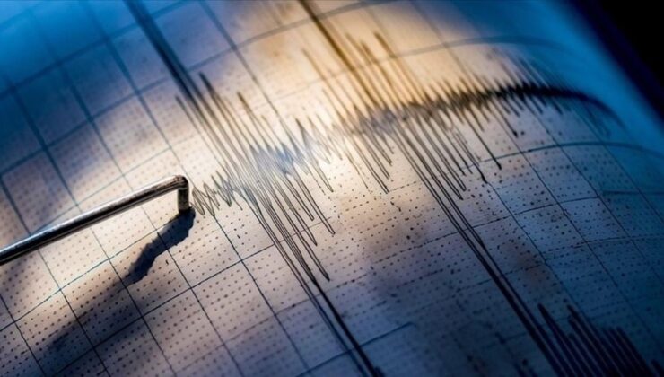 İtalya’nın Capri Adası açıklarında 5,9 büyüklüğünde deprem