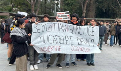İzmir’de öğrencilerden 19 Mart eylemi