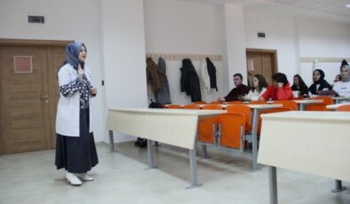 Kayseri’de dedesini sigara nedeniyle kaybeden doktor, 23 yıldır bağımlılıkla mücadele ediyor
