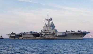 Macron, Charles de Gaulle uçak gemisini Akdeniz’e gönderiyor