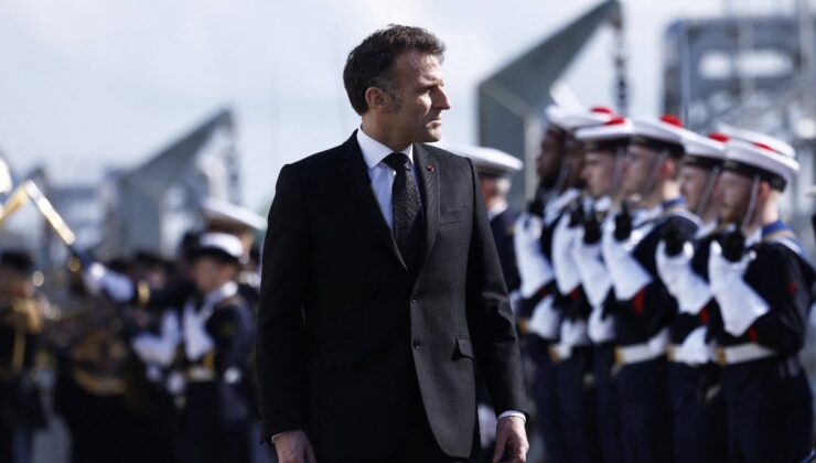 Macron, Fransa’nın nükleer cephaneliğini büyüteceğini belirtti
