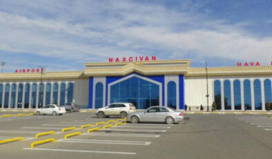 Nahçıvan havalimanı yeniden uçuşlara açıldı