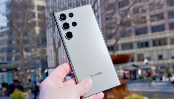 Samsung, yaklaşık 2,5 cm boyutunda 200 MP’lik bir sensör üzerinde çalışıyor