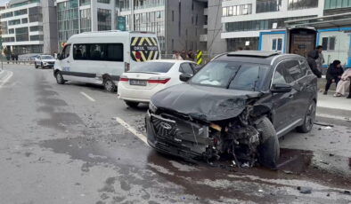 Sarıyer’de 4 araçlı zincirleme kaza: 4 yaralı