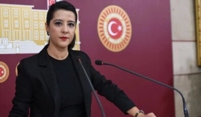 Sevda Karaca’dan ‘füze’ açıklaması: ‘Türkiye’yi emperyalist saldırganlığın ortağı yapmalarına izin vermemeliyiz’