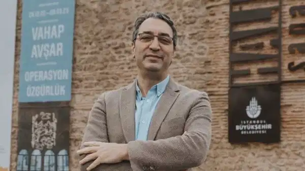 Son dakika… İBB Genel Sekreter Yardımcısı Mahir Polat’ın ev hapsi kaldırıldı