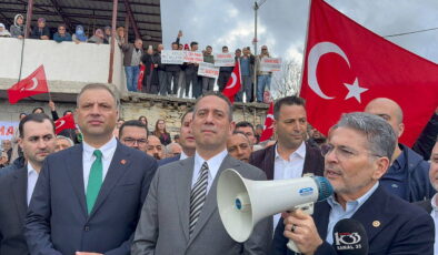 Tarsuslular, çimento fabrikasına karşı birleşti