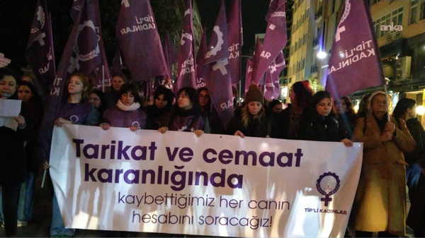 TİP’li kadınlar Fatma Nur Çelik ve kızı için Kadıköy’de eylem yaptı