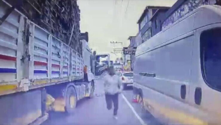 Trafikte bıçakla dehşeti yaşattılar: Baba-oğula 363 bin TL ceza