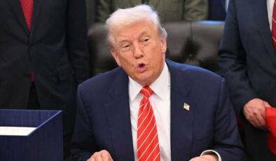 Trump: Netanyahu’ya ‘İran’ın petrol tesislerini vurma’ dedim