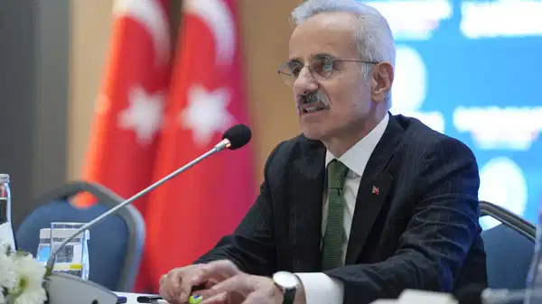 Ulaştırma Bakanı Uraloğlu yanıtladı: Köprü ve otoyollar satılacak mı?