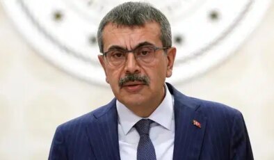 Yusuf Tekin iddia etti… AKP’den önce okullarda tuvalet yokmuş!