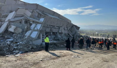 42 kişiye mezar olmuştu… Bad-ı Saba Konutları’nda yeni bilirkişi raporu: 15 katlık imar kararına onay verenler de asli kusurlu!