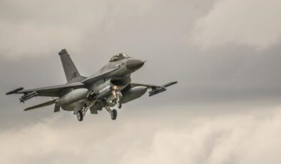 ABD savaş uçaklarının Orta Doğu’ya ilerleyişi radar görüntülerine yansıdı
