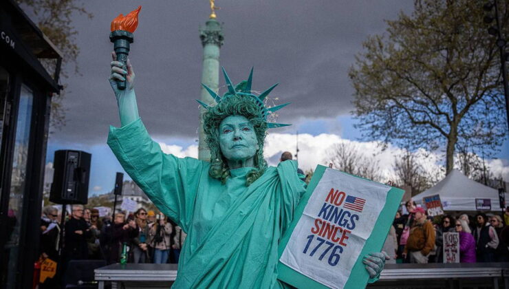 ABD’de ‘No Kings’ protestosu: On binler Trump’a karşı yürüdü