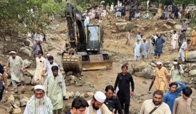 Afganistan ve Pakistan’ı şiddetli seller vurdu: 47 ölü