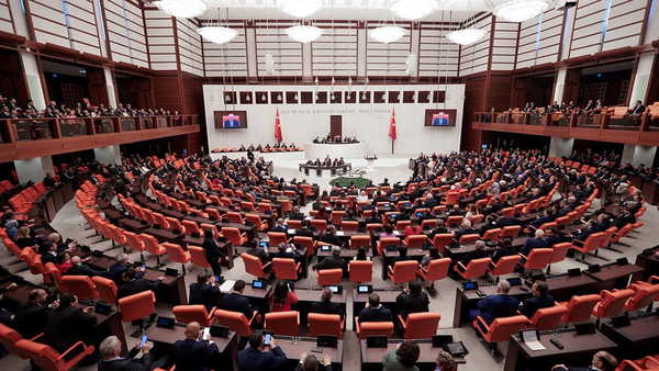 Afşin’de bine yakın işçinin işten çıkarıldığı iddiası TBMM gündeminde