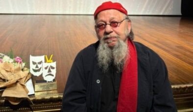 Baba Sahne’de hem kutlama hem ödül