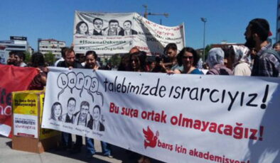 Barış Akademisyenlerine bir ret daha!