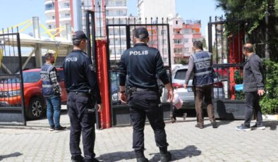 Bursa’da okul ismi verip, ‘Sıra bende’ paylaşımı yaptılar: Evinde tabancalar ele geçirildi!