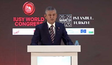 CHP lideri Özgür Özel’den Uşak Belediyesi’ne yönelik operasyona ilk tepki!