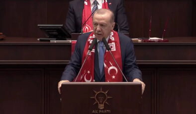 Erdoğan grup toplantısında konuşuyor: CHP’ye ‘darbecilik’ ithamı!