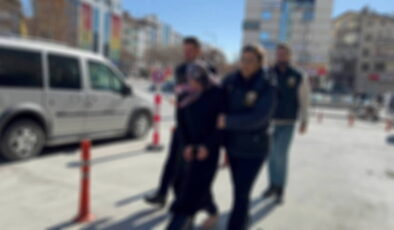 Eşini 25 bıçak darbesiyle öldüren kadının cezası belli oldu: ‘Haksız tahrik’ ve ‘iyi hal’ indirimiyle 15 yıl hapis