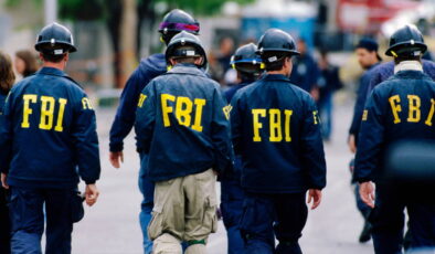 FBI Direktörünün e-postaları ifşa edildi