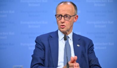 Friedrich Merz: İsrail’in Lübnan’a saldırısı barış sürecini baltalayabilir
