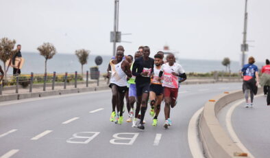 İstanbul Yarı Maratonu pazar günü koşulacak