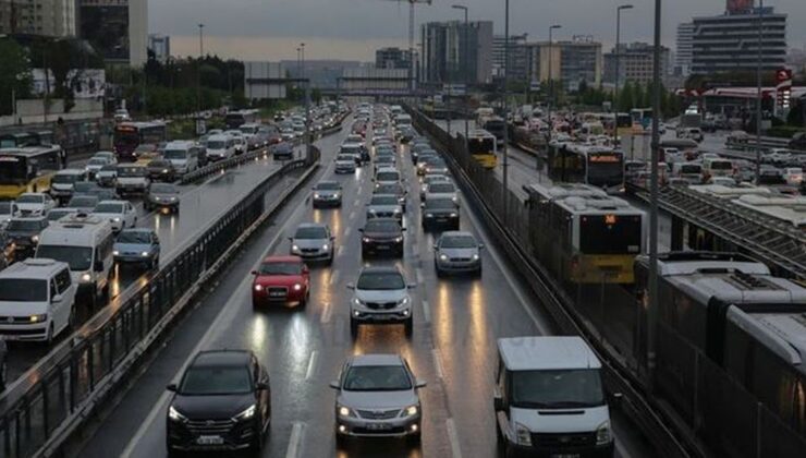 İstanbul’da trafik var mı? SON DAKİKA! 26 Şubat hangi ilçelerde trafik var, hangi yollar kapalı?