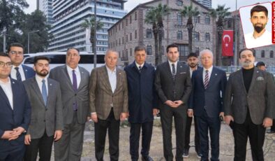İzmir’de ‘Ata Mirası’ nöbetine destek büyüyor