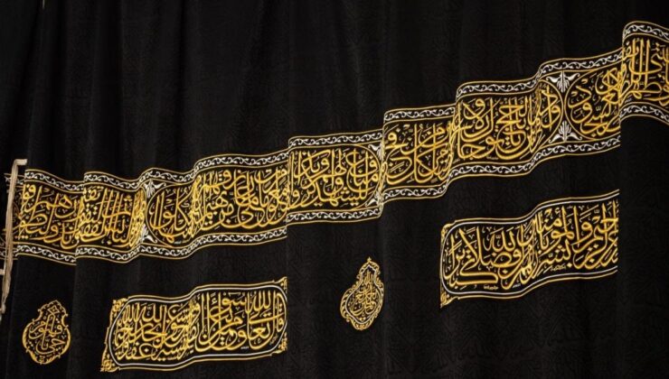 Kabe örtüsü hac sezonu öncesi 3 metre yükseltildi