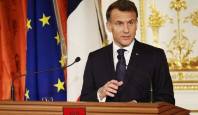 Macron: Hürmüz’e askeri müdahale gerçekçi değil
