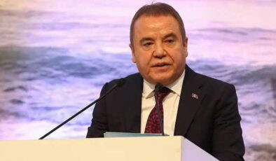 Muhittin Böcek: ‘Adaylık için bir kuruş verdiysem şerefsizim’