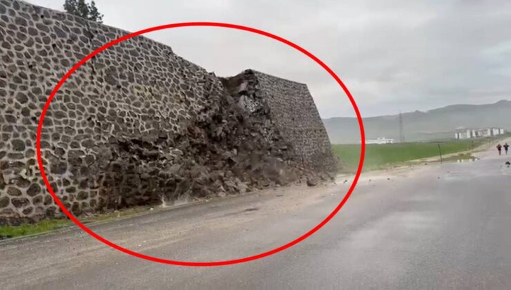 O anlar kamerada… Şırnak’ta istinat duvarı yıkıldı!