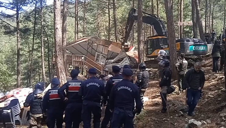 Osmaniye’de kaçak yayla evleri yıkıldı: Sahipleri gözyaşı döktü